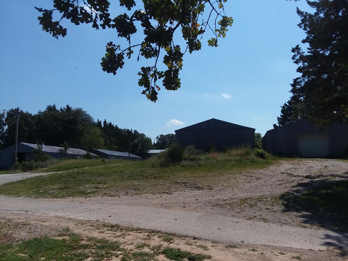 23980 Shadow Lake Dr, Wheatland, MO 65779